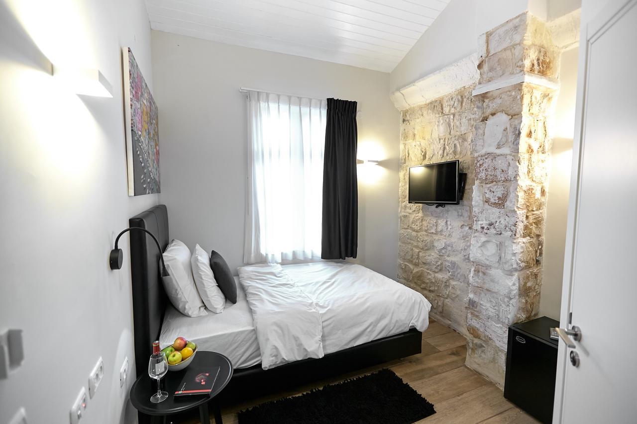 City Port Hotel Haifa Bagian luar foto
