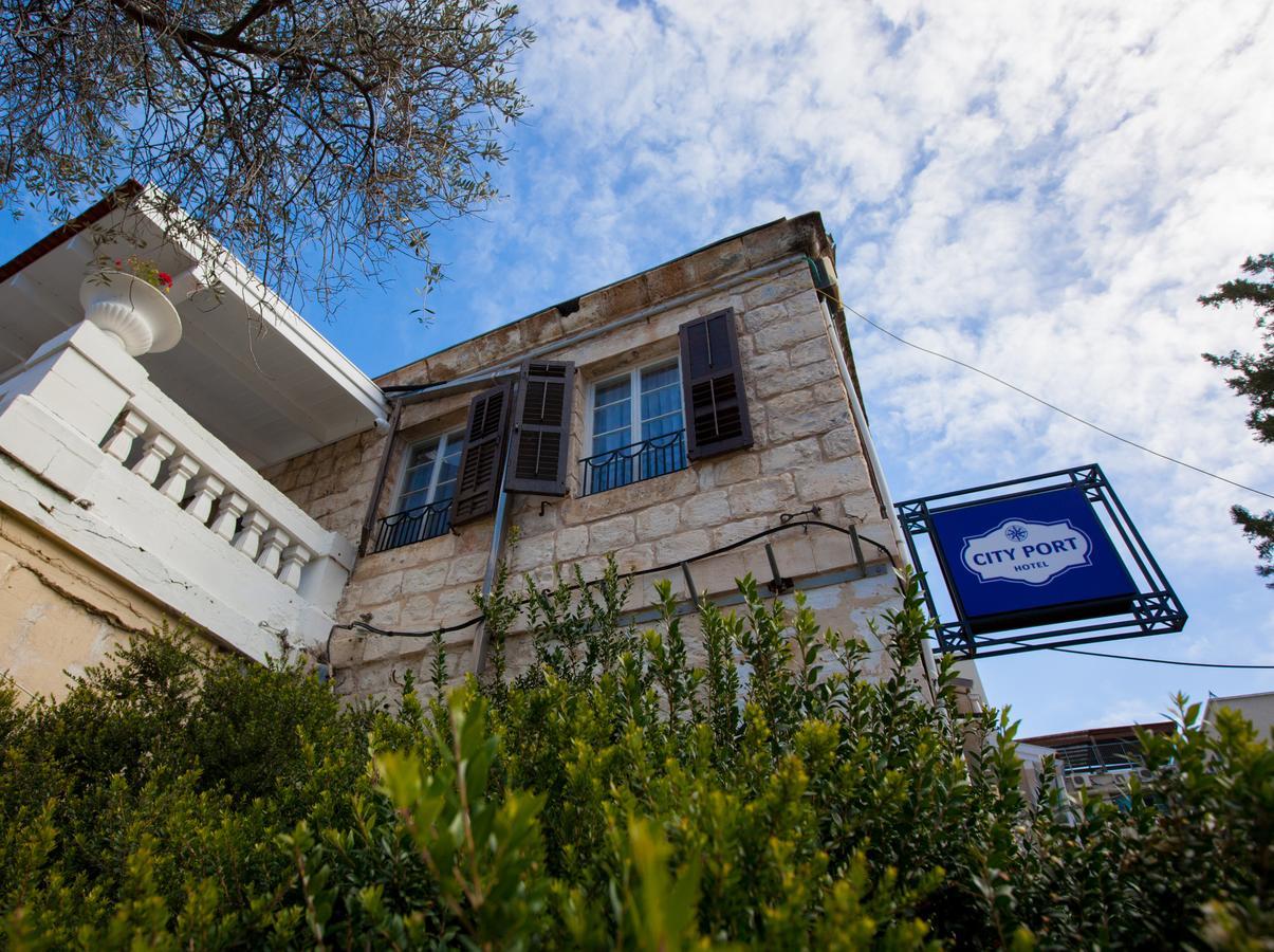 City Port Hotel Haifa Bagian luar foto